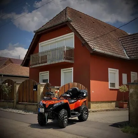 Zsuzsi Vendeghaz Visz Villa Exterior photo